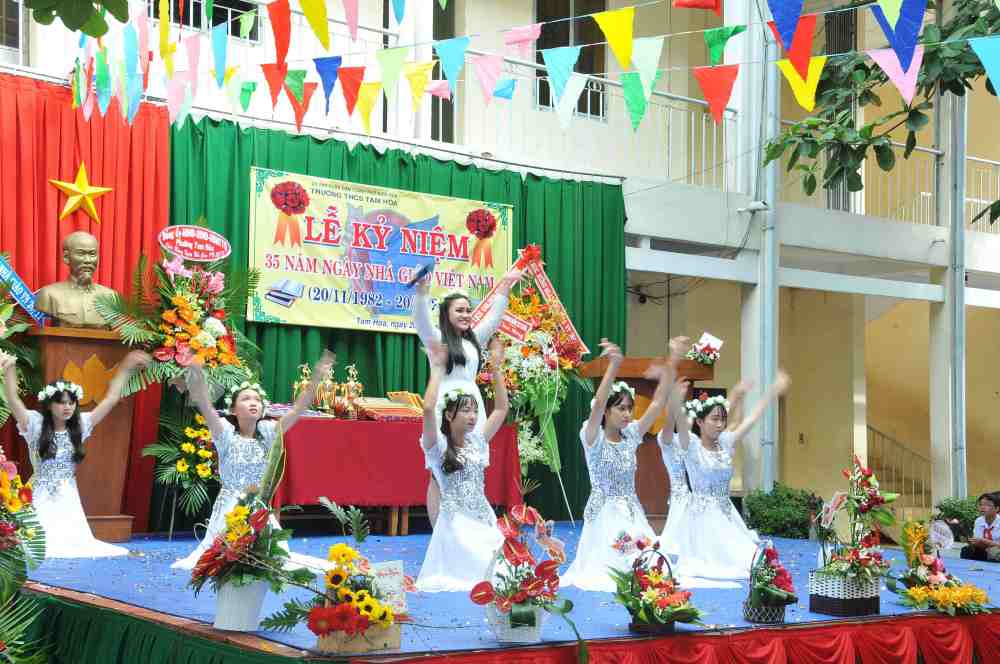 Mừng ngày nhà giáo Việt Nam 20-11