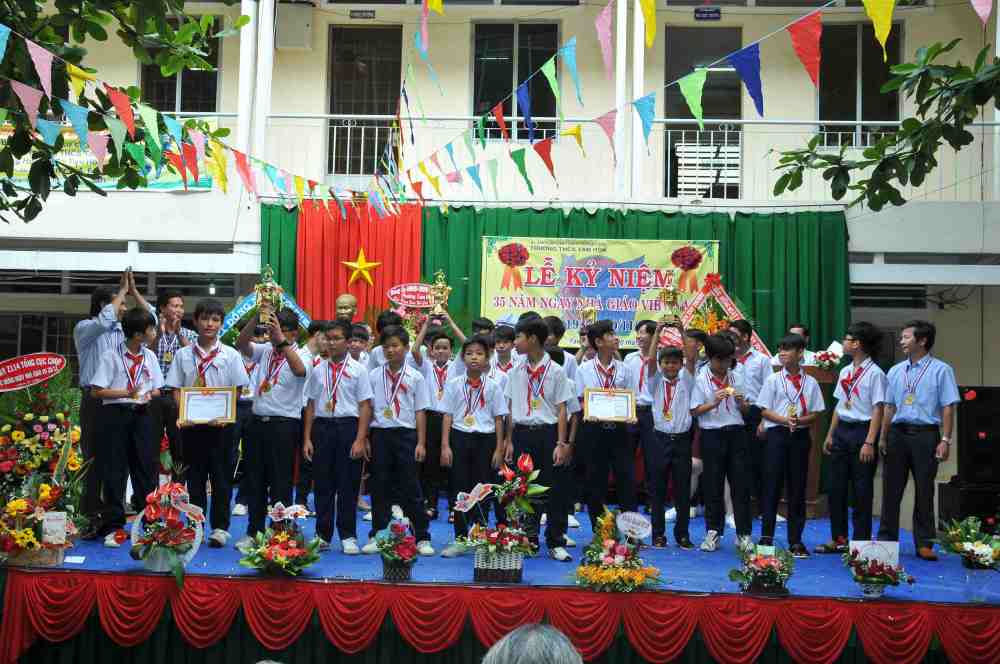 Mừng ngày nhà giáo Việt Nam 20-11